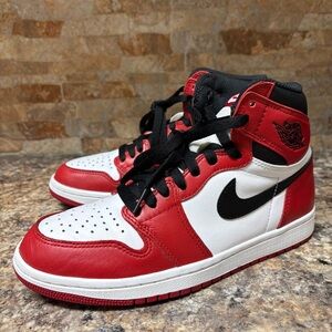 Air Jordan 1 Retro OG High Chicago 2015 Size 7.5